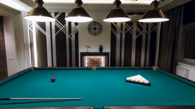 Комната русского бильярда: 1+1=3!